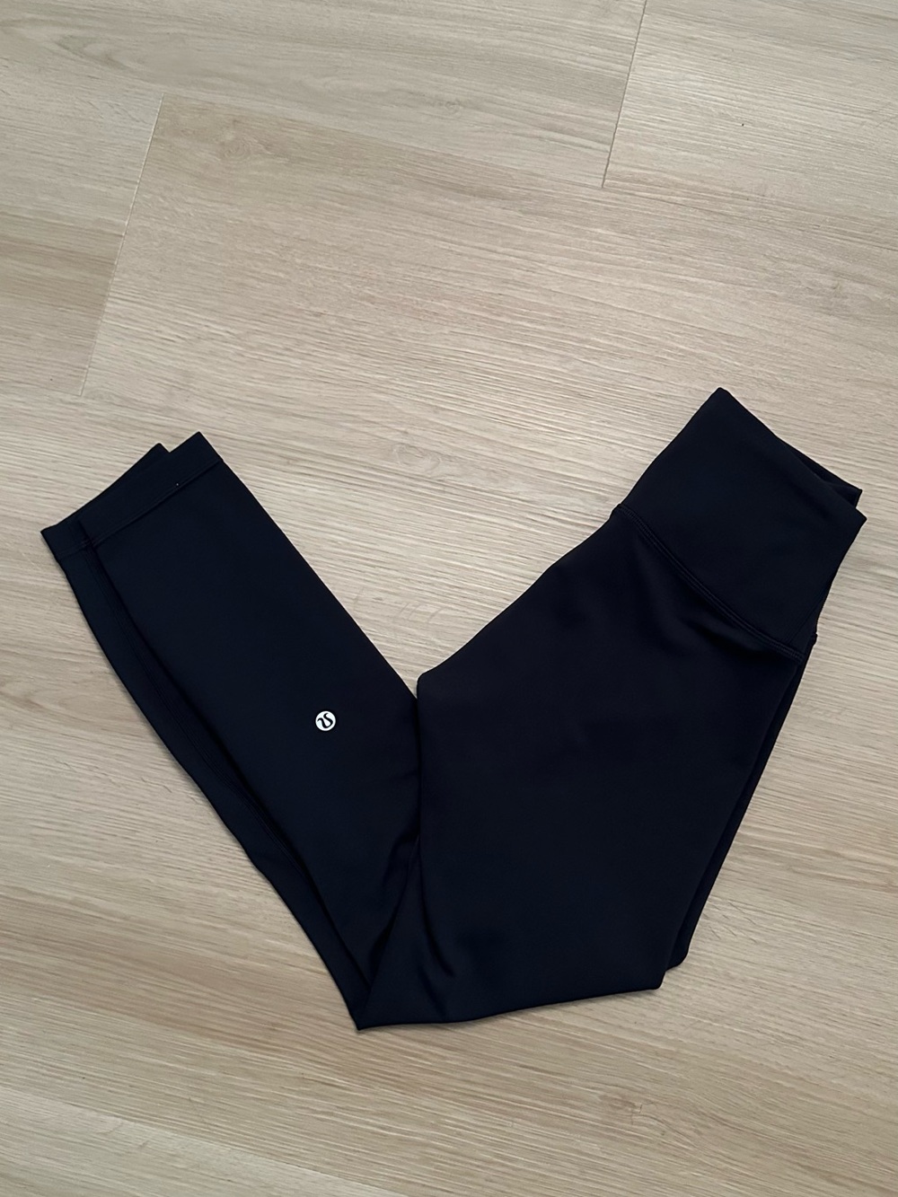 Lululemon - Picture 7 of 8